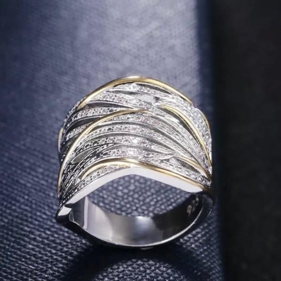 NEW 925 Sterling Silver Two Tone Diamond Ring, beautiful Ring, shiny Ring - Picture 6 of 8